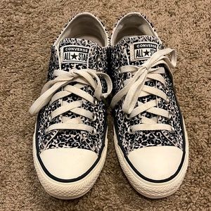 Leopard pattern converse sneaker